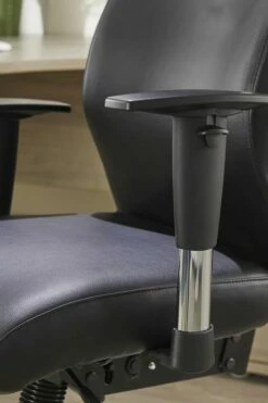 Onyx Leather Office Chair -CHAIR OFFICE Sales onyx 9