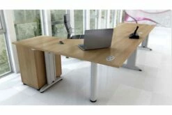 Domino Corner Cantilever Desk -CHAIR OFFICE Sales roomshot 8